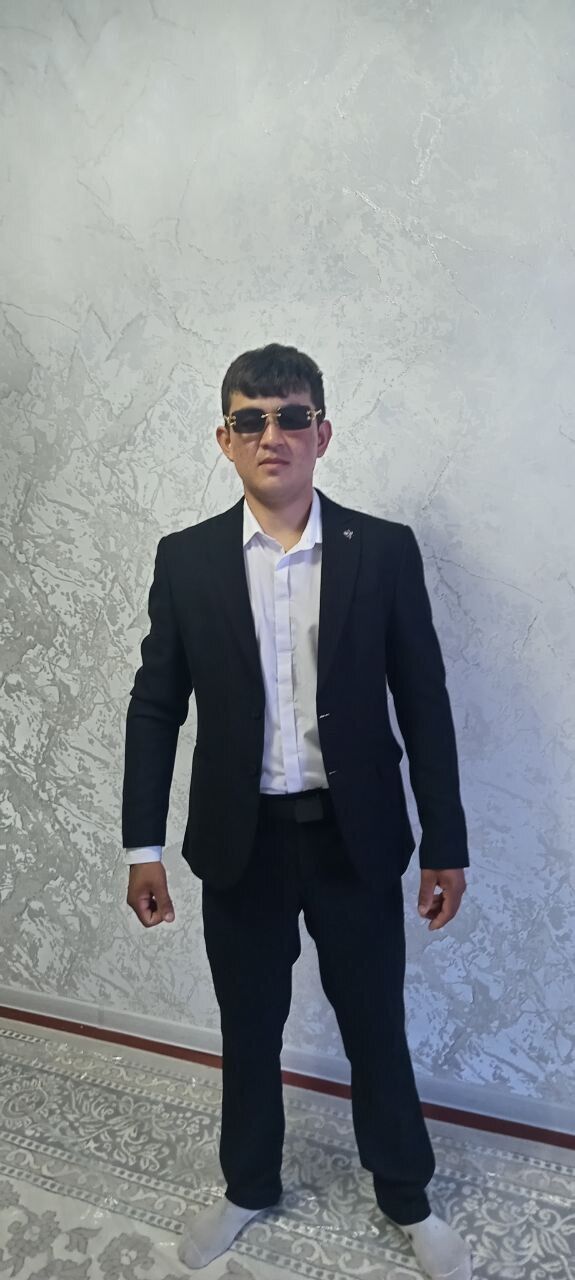  52488211  Abror, 23 ,    