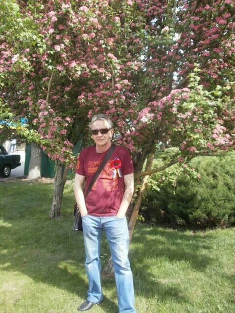  ,   Viktor, 69 ,   ,   , c 