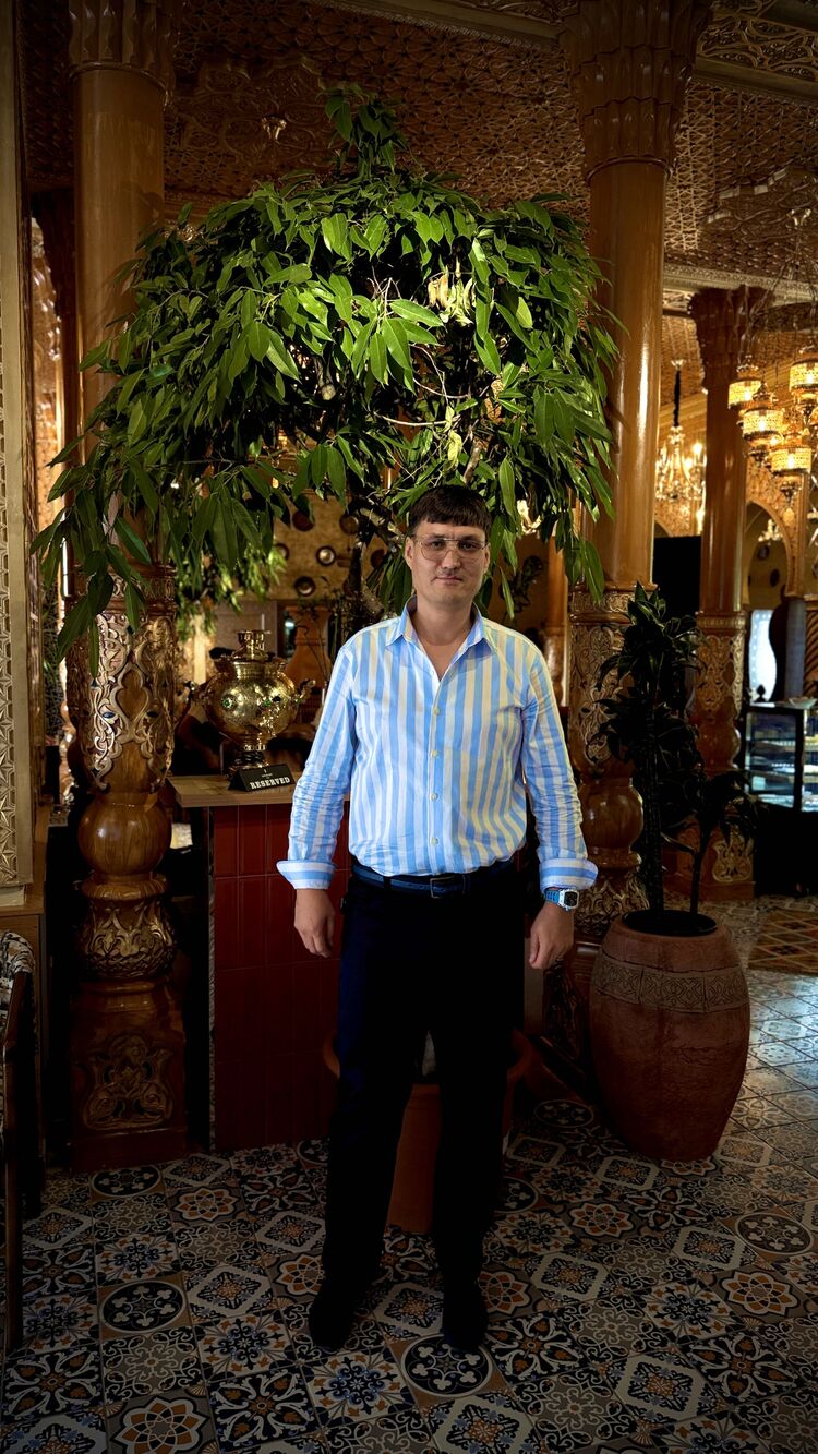  ,   Rustam, 45 ,   ,   , c , 