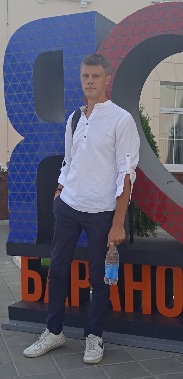  24786081  Andrei, 42 ,    