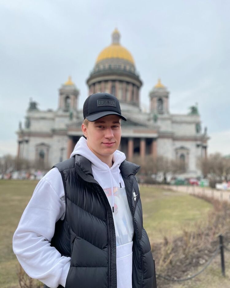  35703781  Andrey, 25 ,    