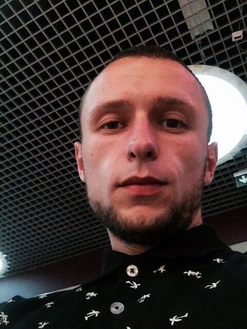  Bielany Wroclawskie,   Viktor, 31 ,   ,   , c 