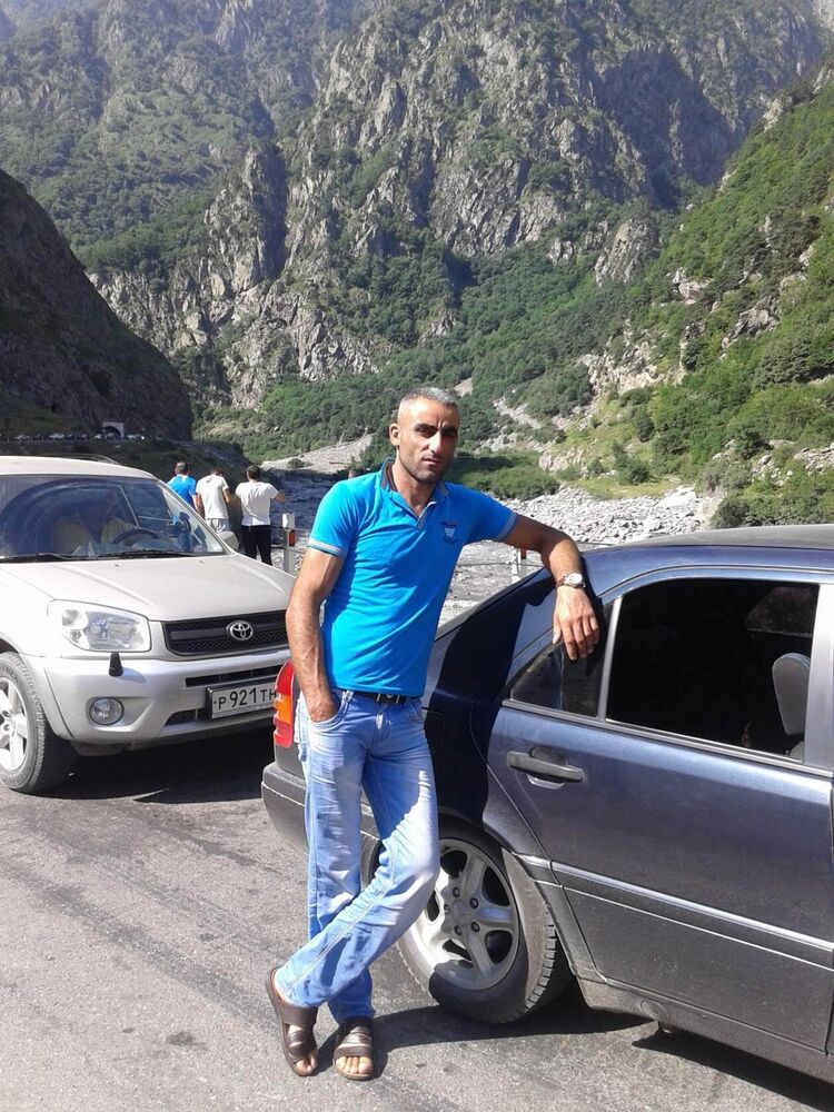  42389371  Gevor, 41 ,    