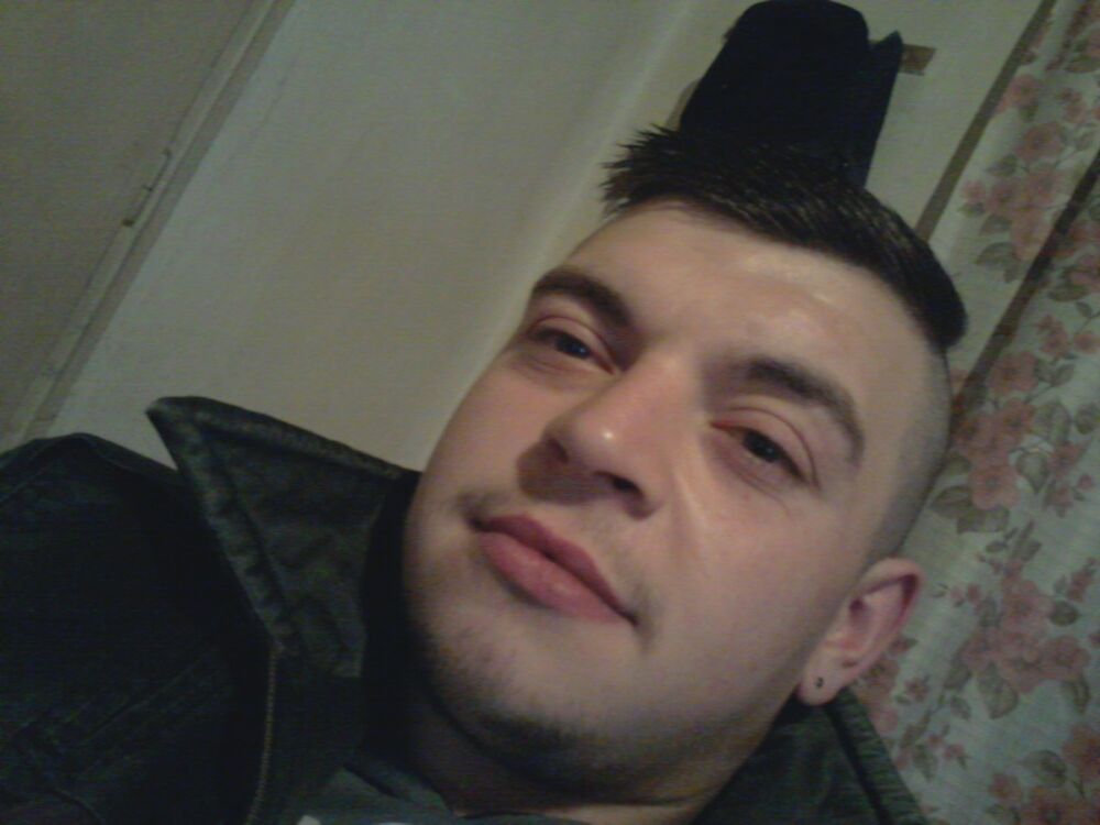  5978211  Gurol, 37 ,    