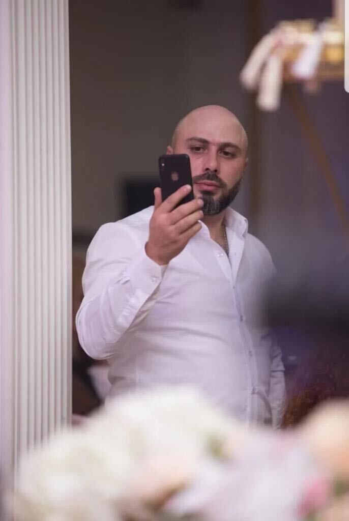  32835391  Garik, 40 ,    