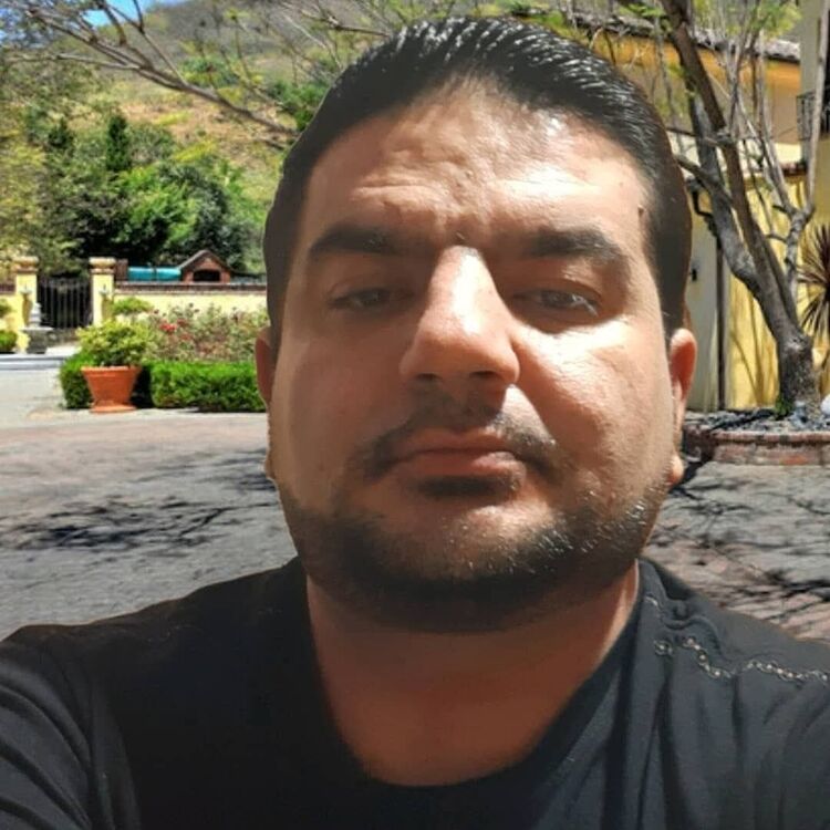 ,   Alen, 39 ,   ,   , c 
