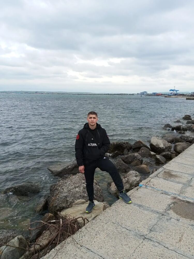  47194641  Nikolay, 25 ,    