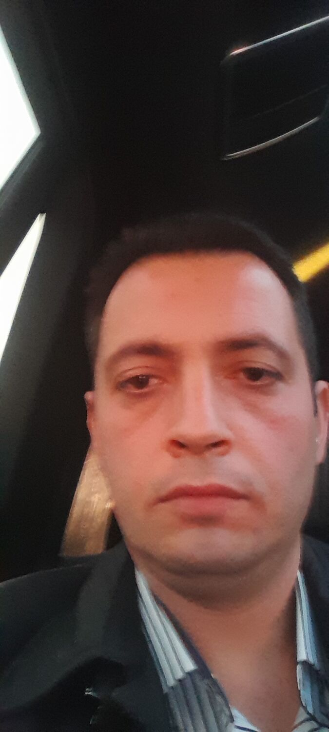  47333111  Eyvaz, 39 ,    