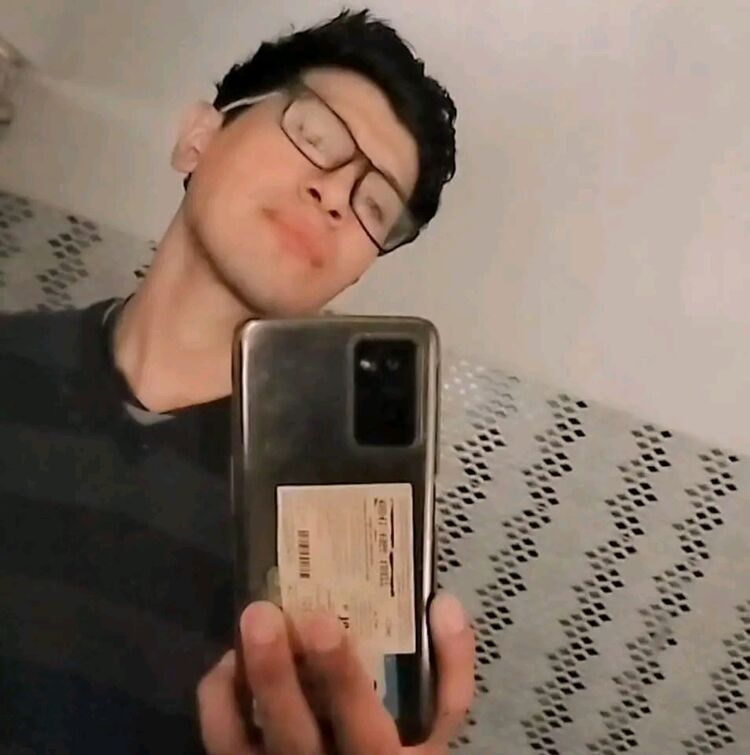  48598471  Diego, 25 ,     