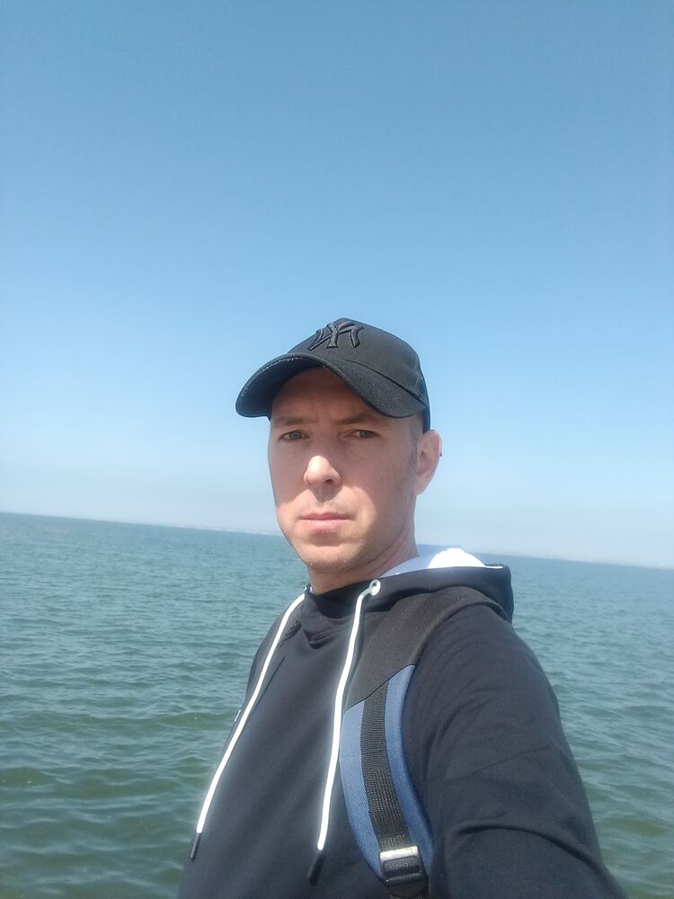  46781381  Alexandr, 41 ,     