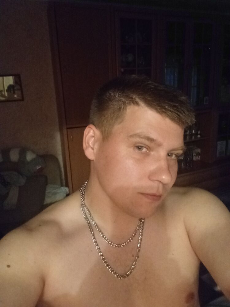  46751521  Alex, 31 ,    