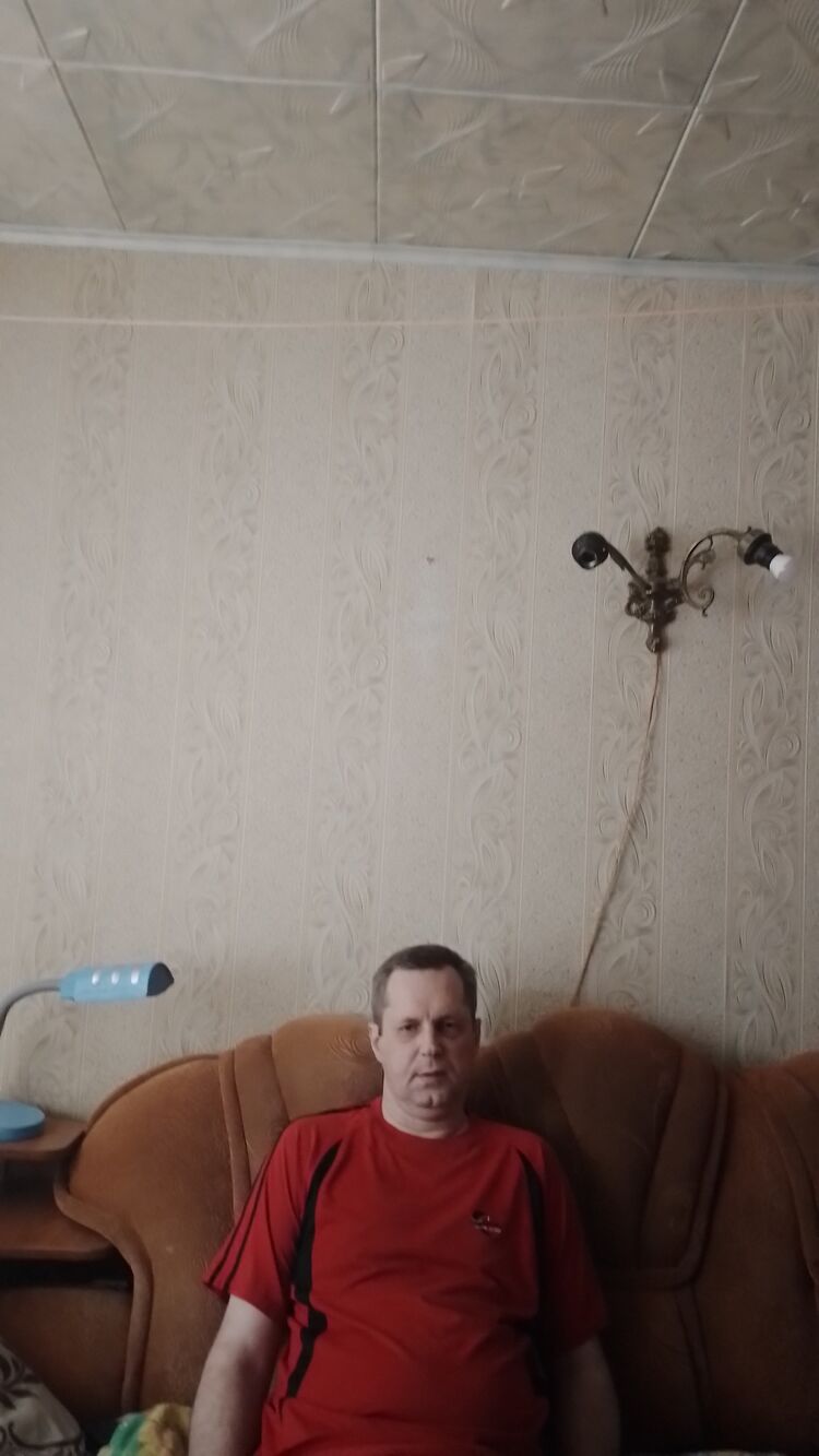  53903891  , 49 ,    