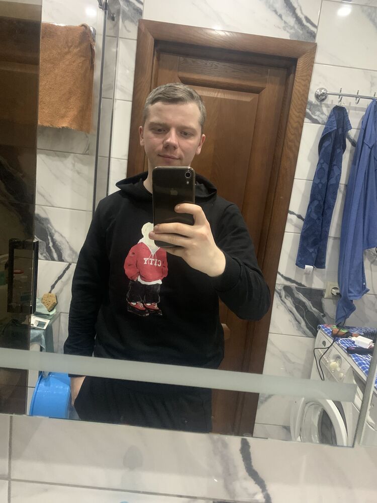  42897421  , 23 ,    