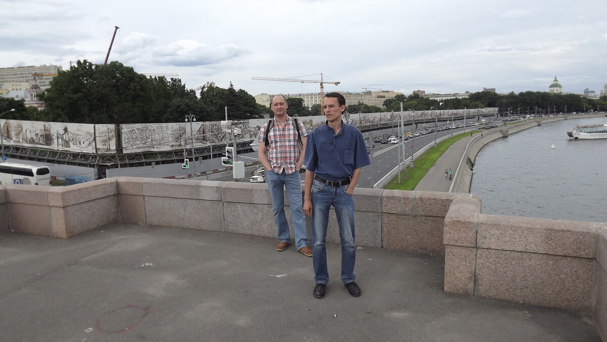  6704001  Andrey, 49 ,    