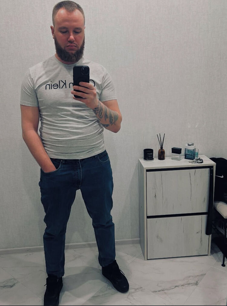  53357441  , 32 ,    