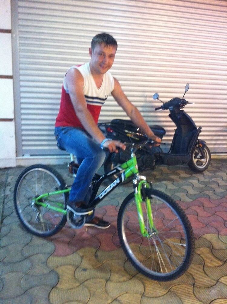  9577621  , 44 ,    