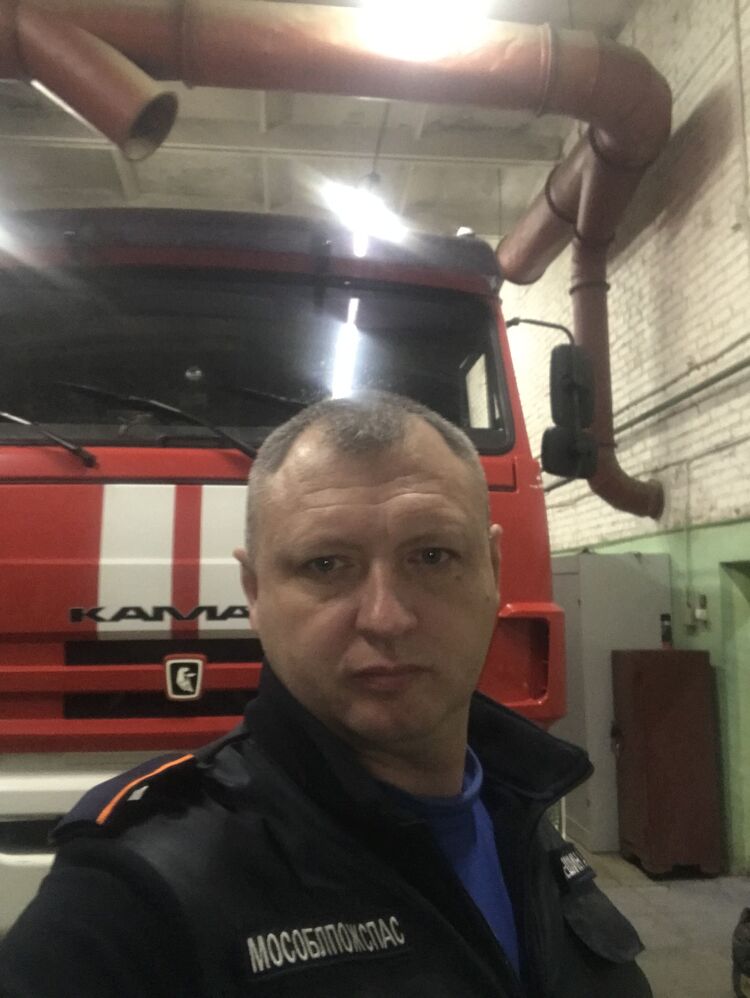  48764021  , 44 ,    