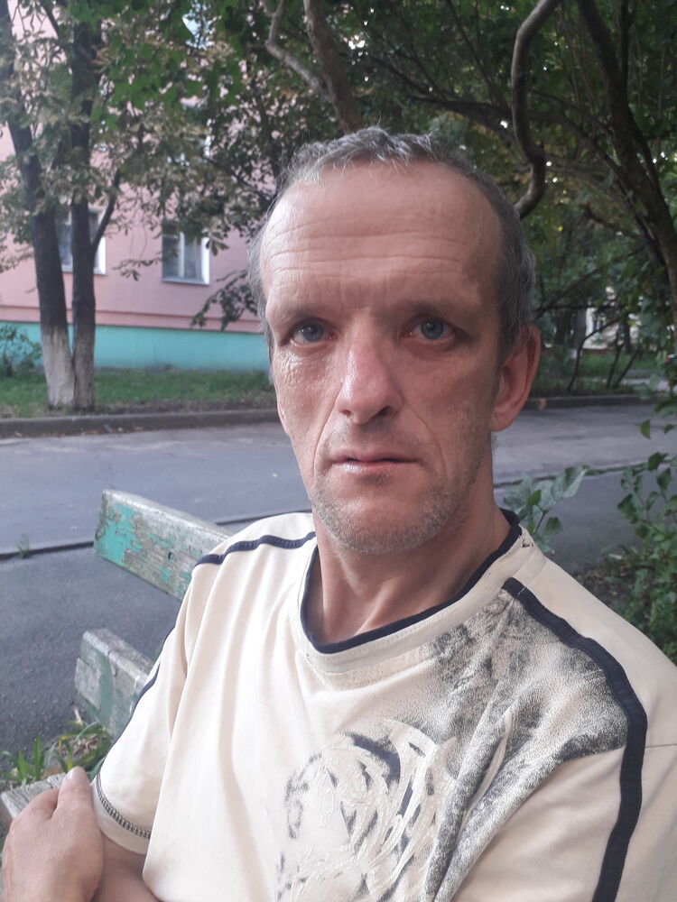  39607901  , 52 ,    