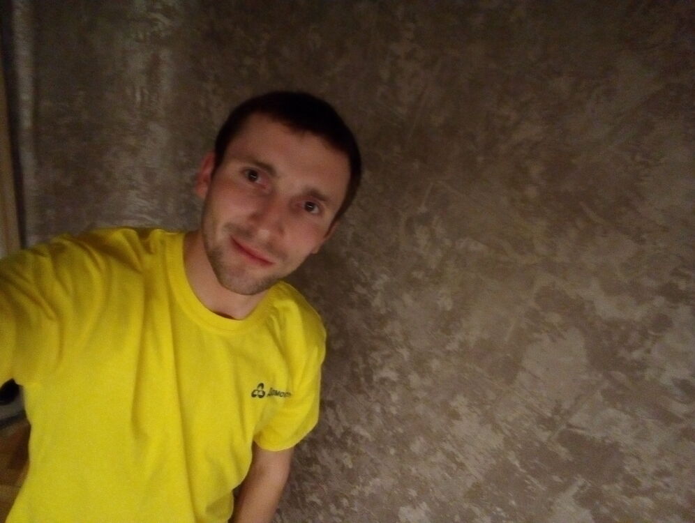  54384501  Toni, 33 ,    