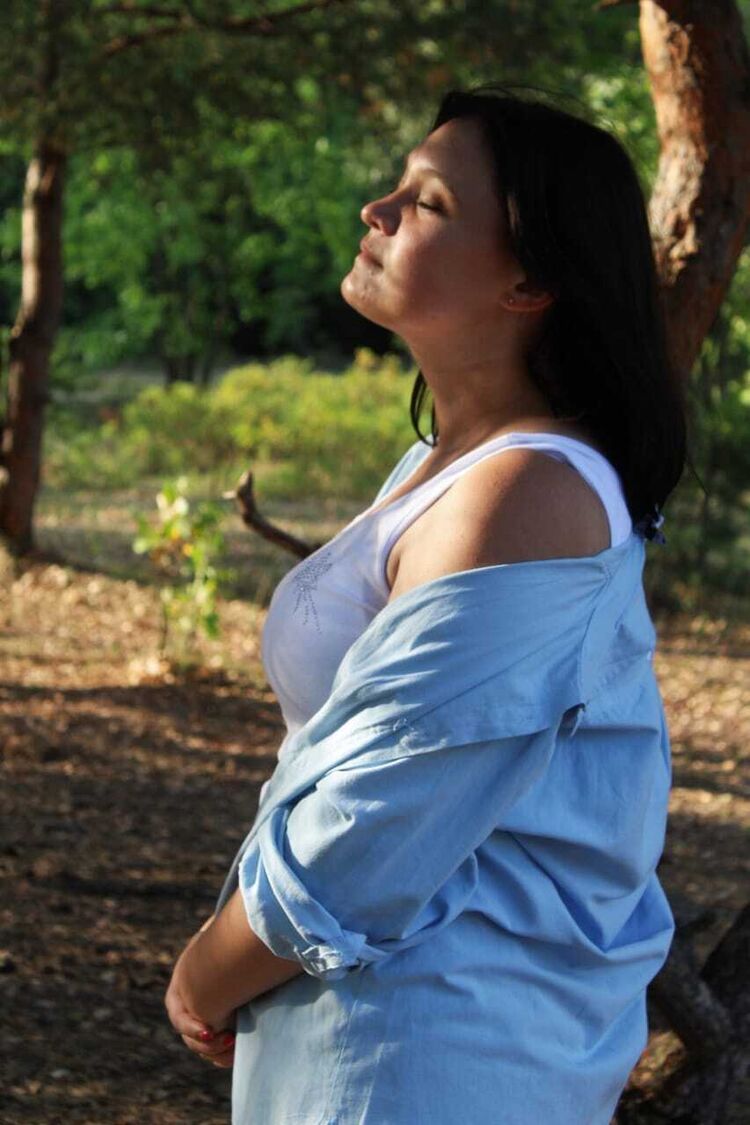  31207621  Elena, 34 ,    