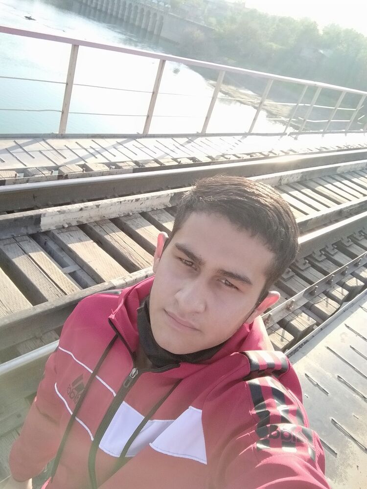  ,   Bekzod, 25 ,   ,   , c 