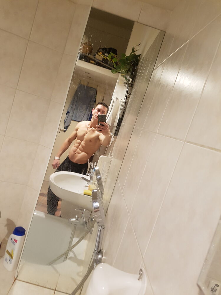 ,   Nikolai, 27 ,   ,   