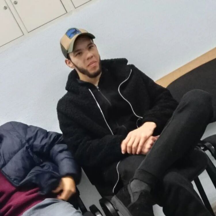  -,    , 24 ,   ,   