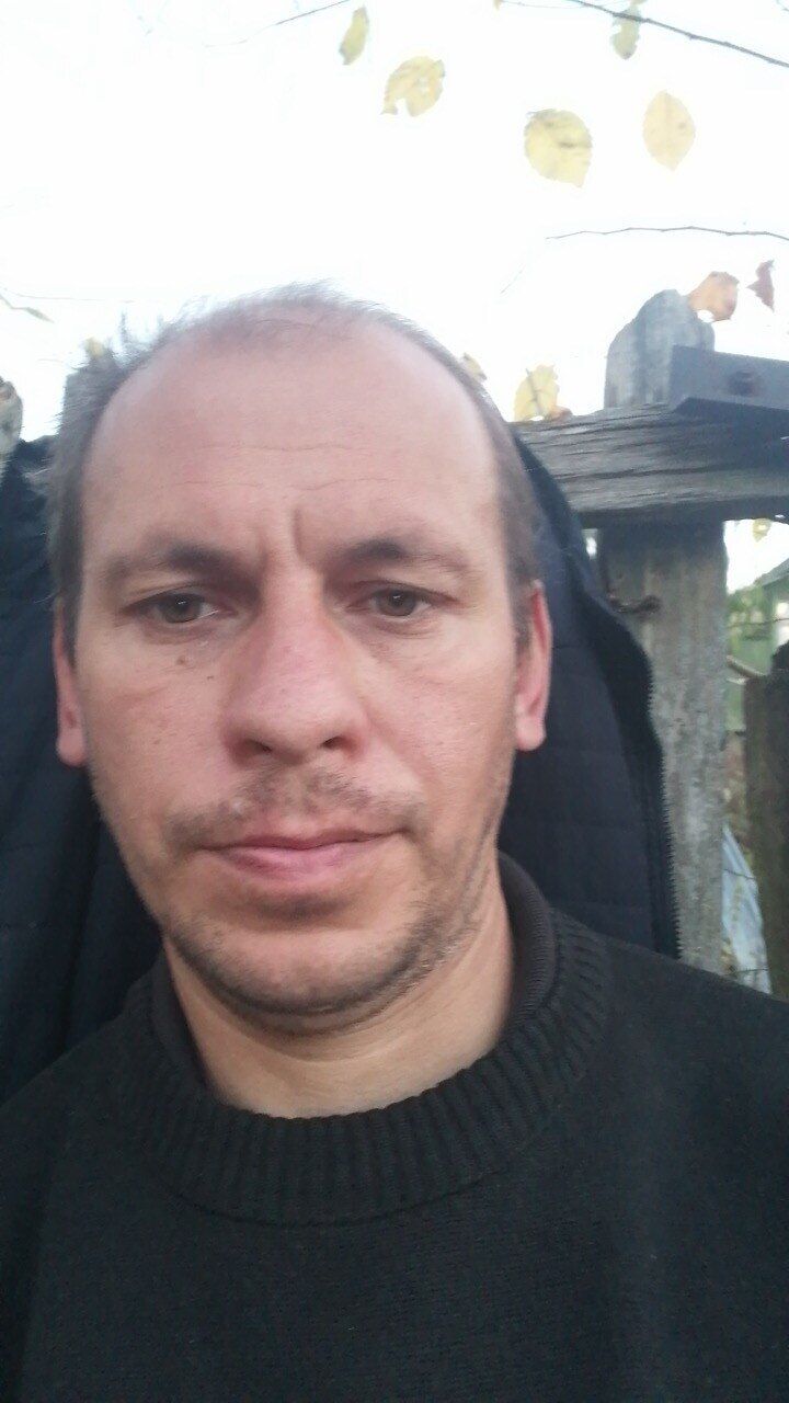  40072621  , 42 ,    