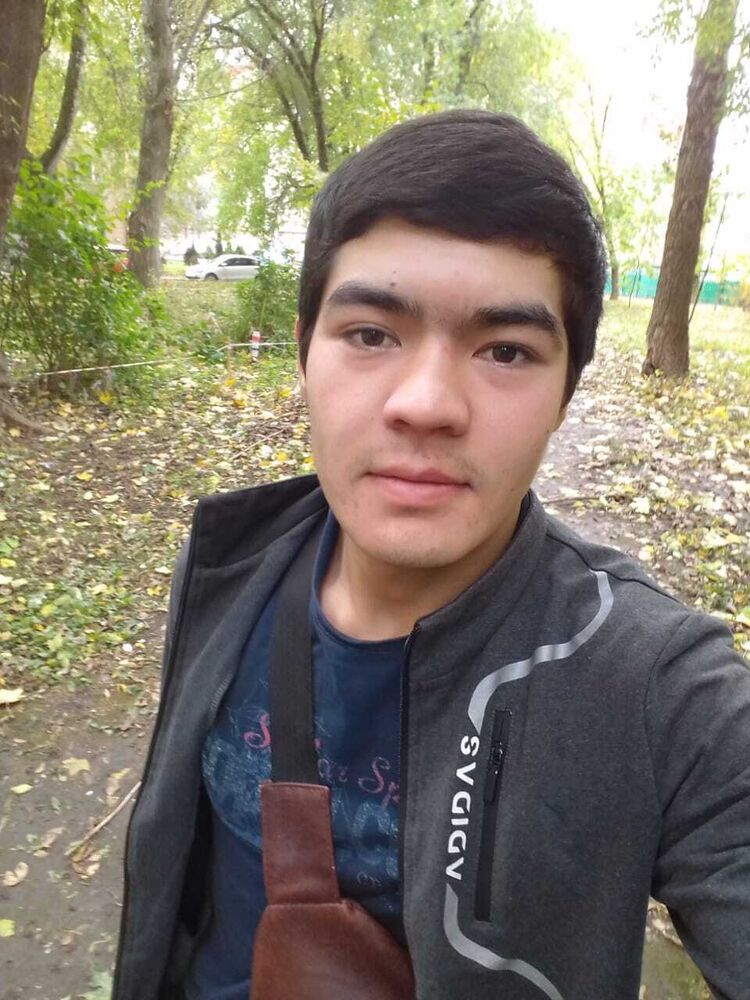  ,   Qadirbergan, 21 ,   ,   