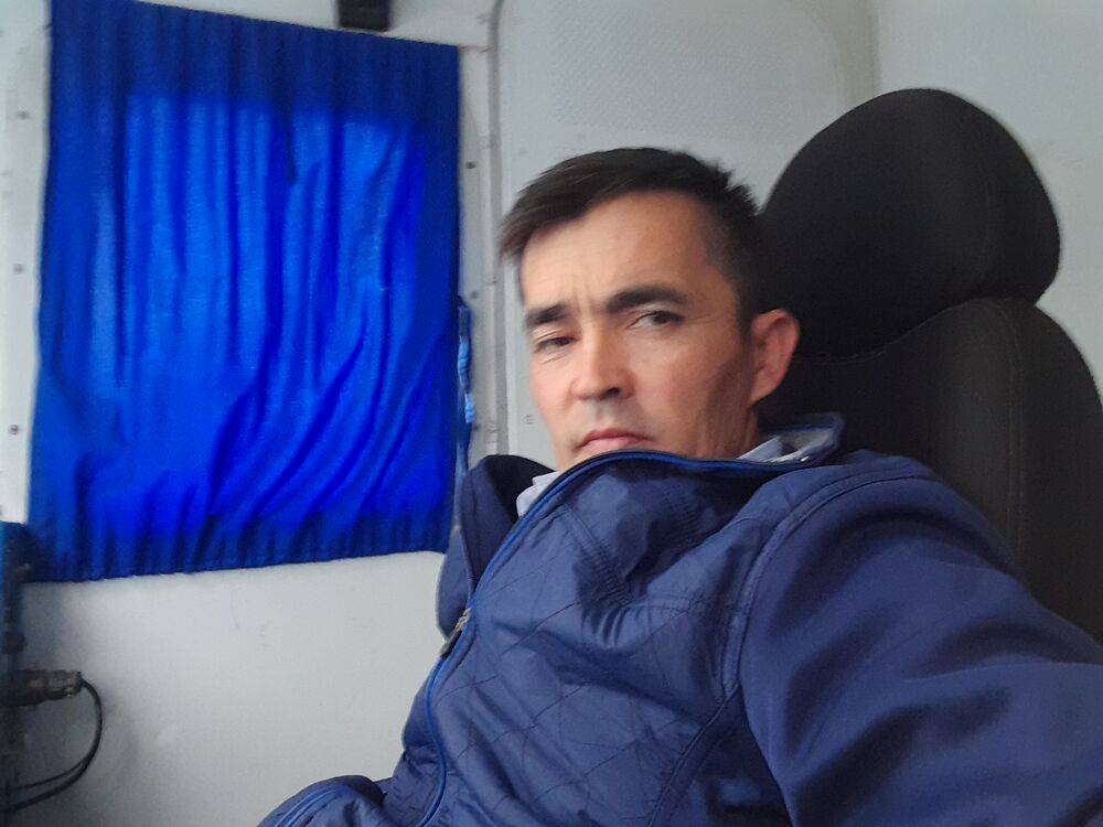  43334061  Husan, 43 ,    