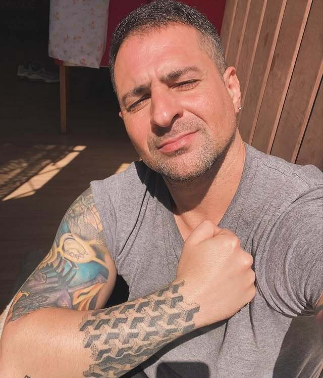  53531081  , 38 ,    