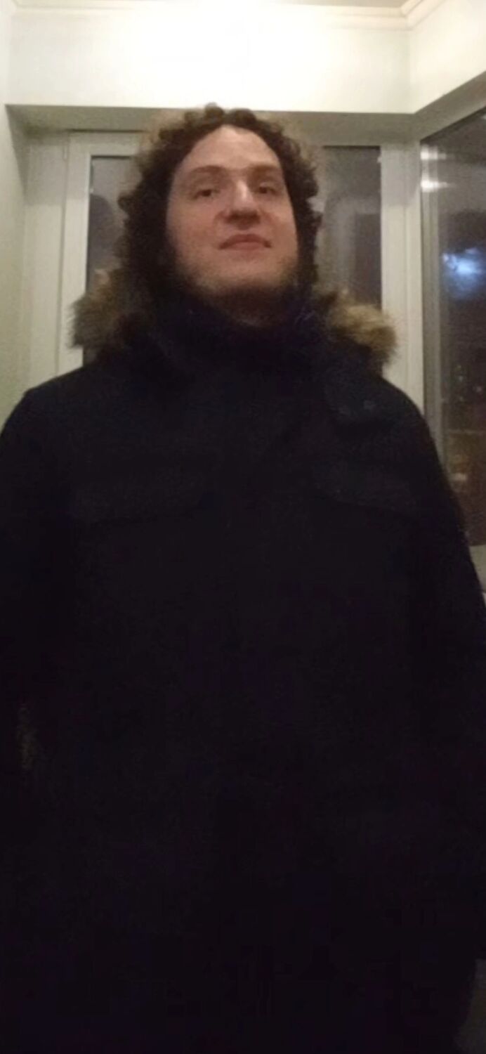  43361791  Ivonic, 29 ,    