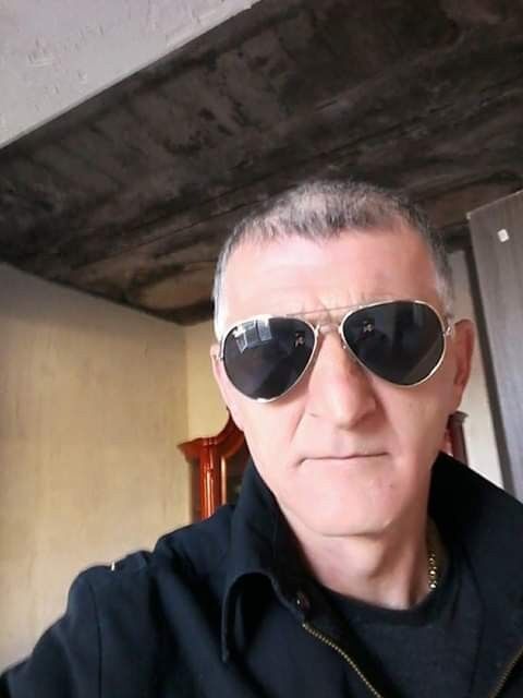  15294891  Gurami, 56 ,    