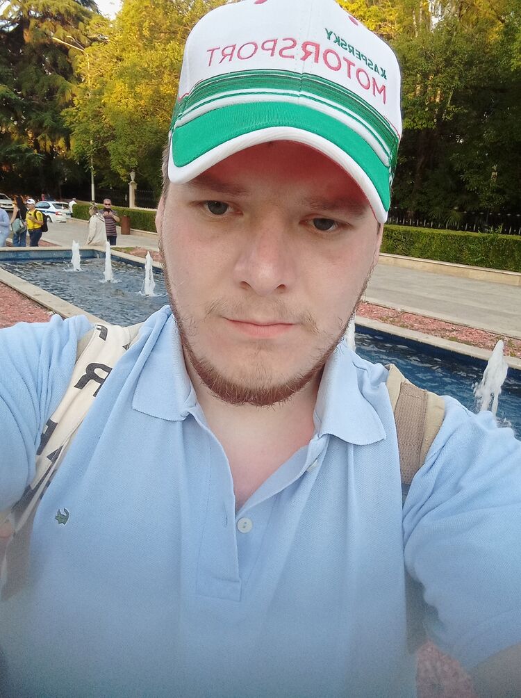  37854951  PAVEL, 30 ,    