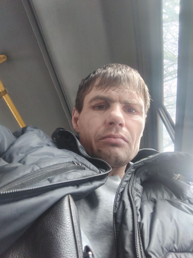  33971991  Alexander, 45 ,    