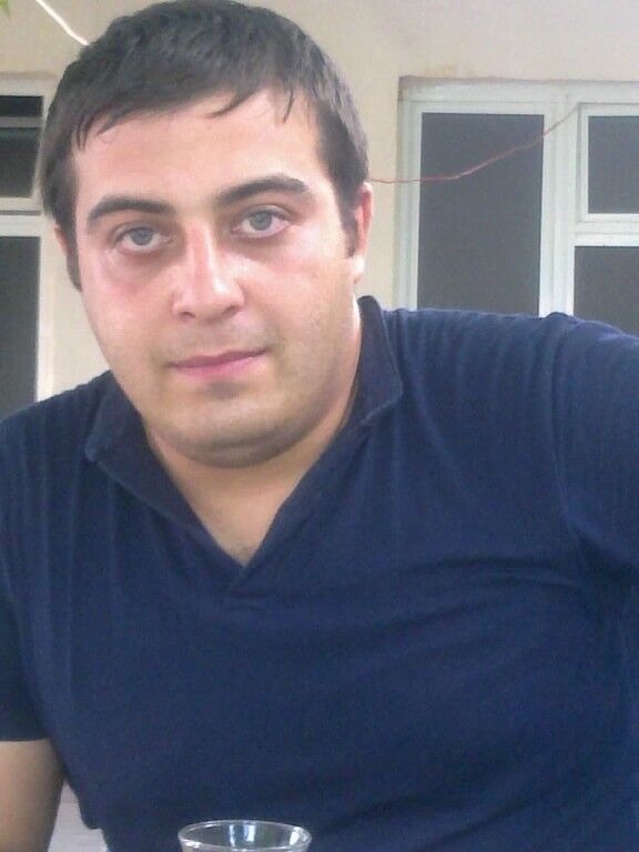  5620411  Orik, 37 ,    
