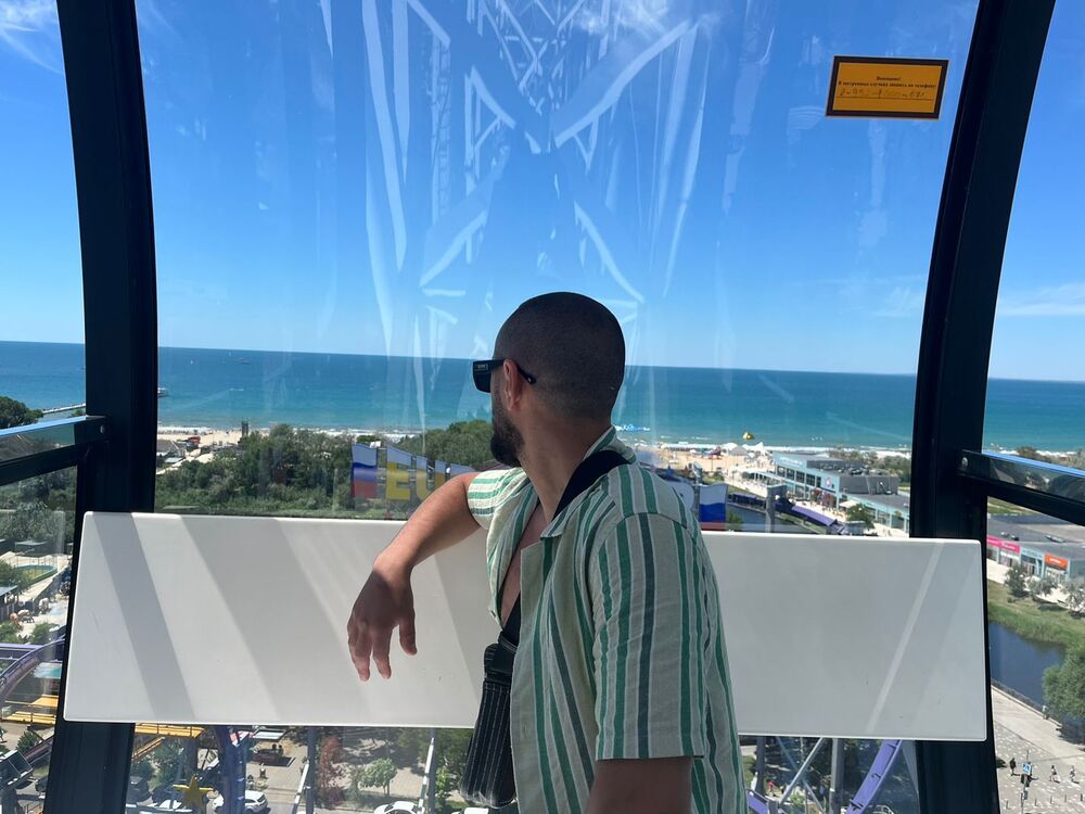  45259051  , 27 ,    -