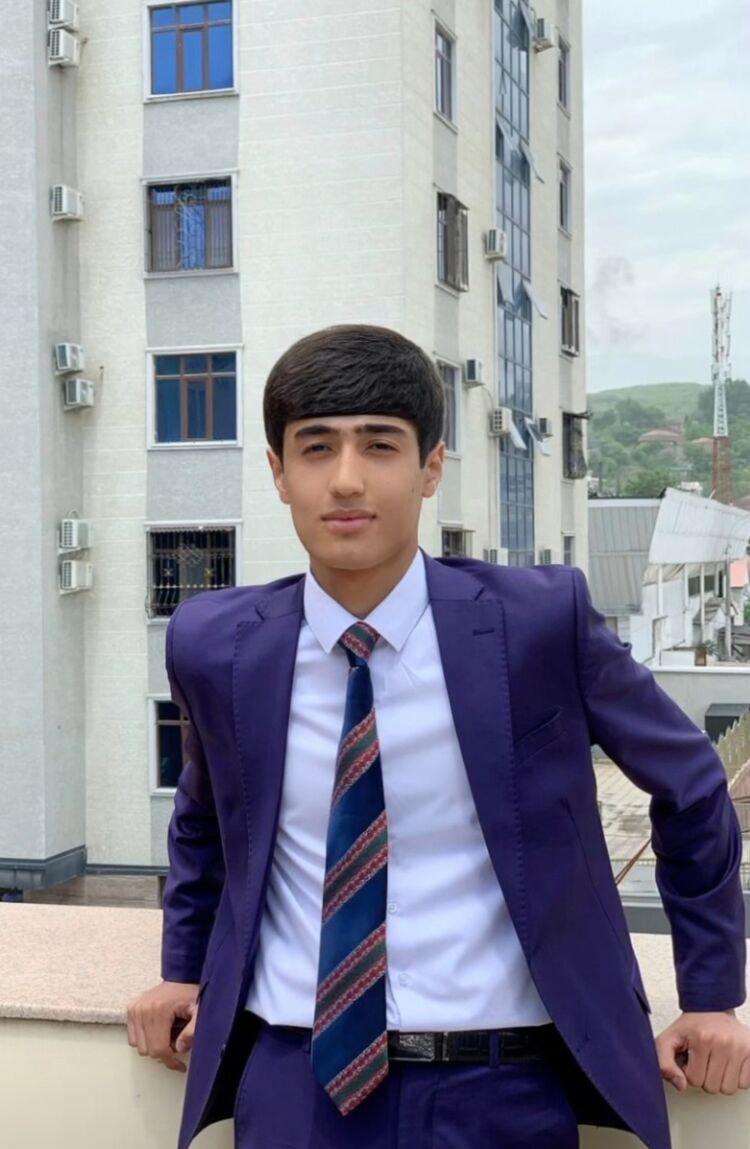  47717391  Amin, 18 ,    
