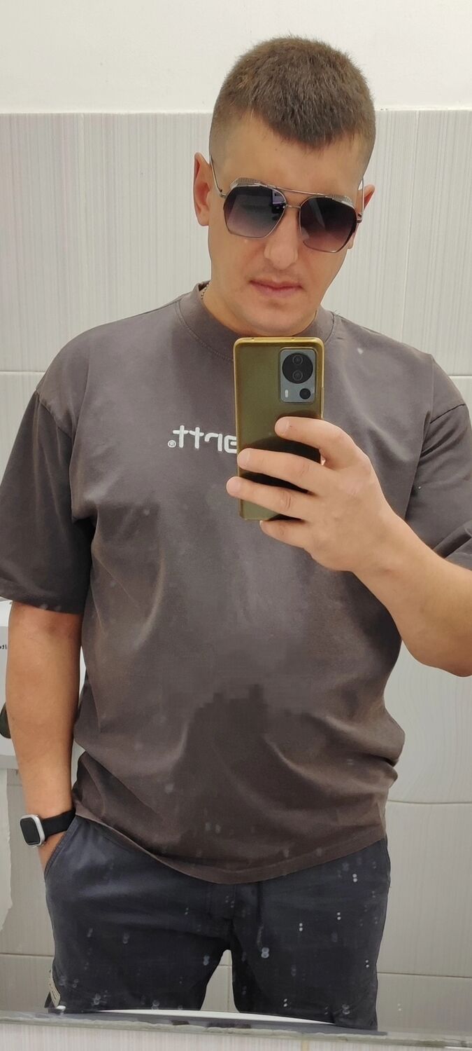  49759241  Roma, 39 ,    