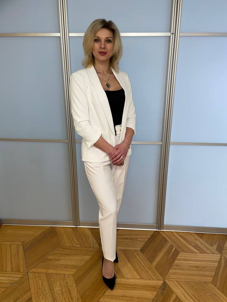  ,   Yuliya, 37 ,  