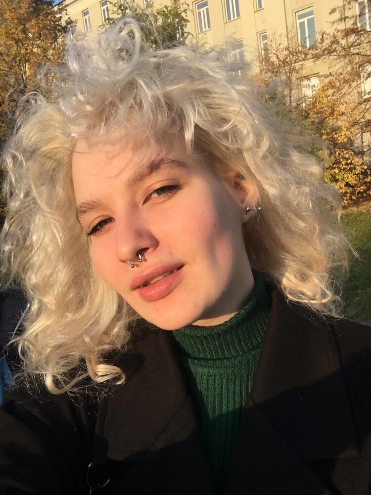  -,   , 22 ,   ,   