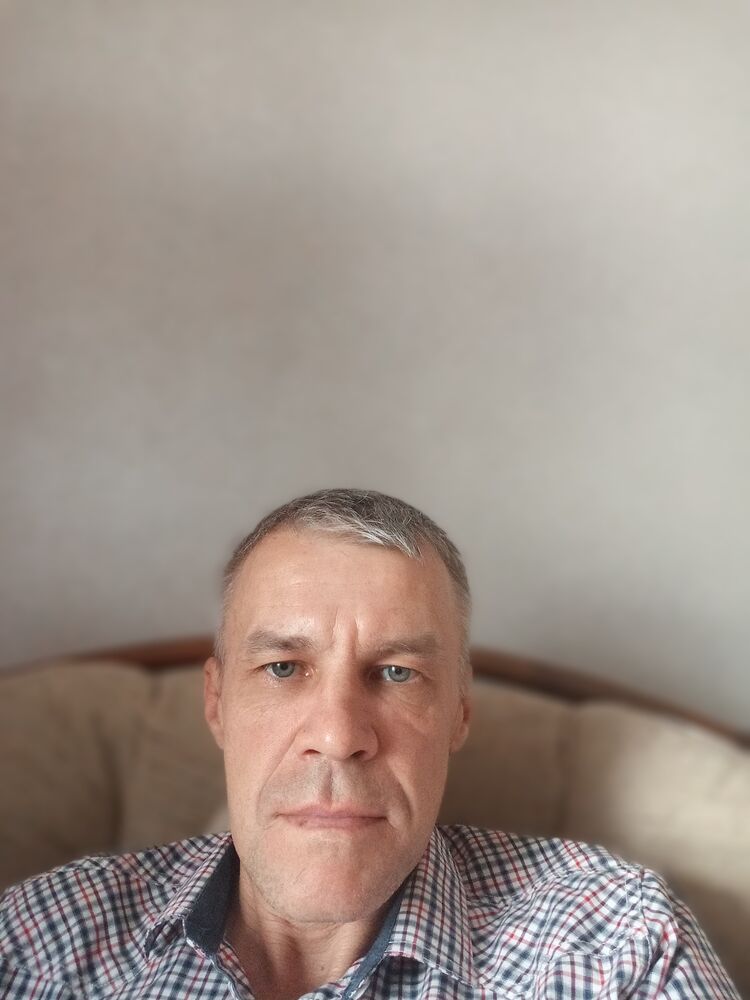  46173891  , 49 ,    
