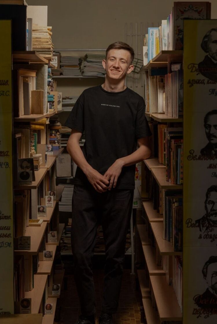  --,   , 19 ,   ,   