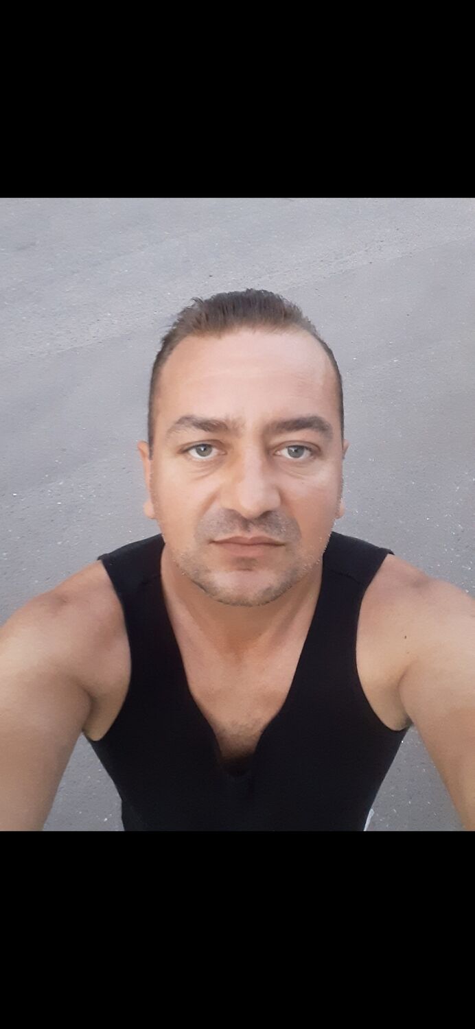  ,   Darko, 39 ,   ,   , c 