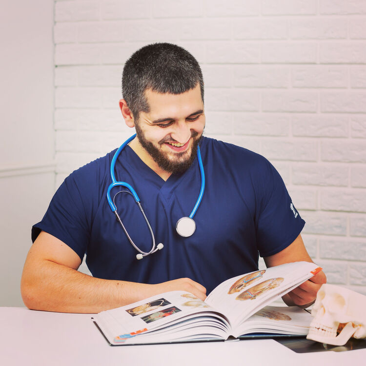  26954571  , 31 ,    -