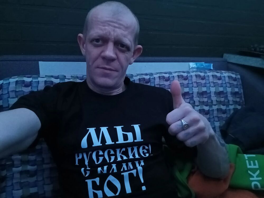  51709931  Nikolai, 35 ,    