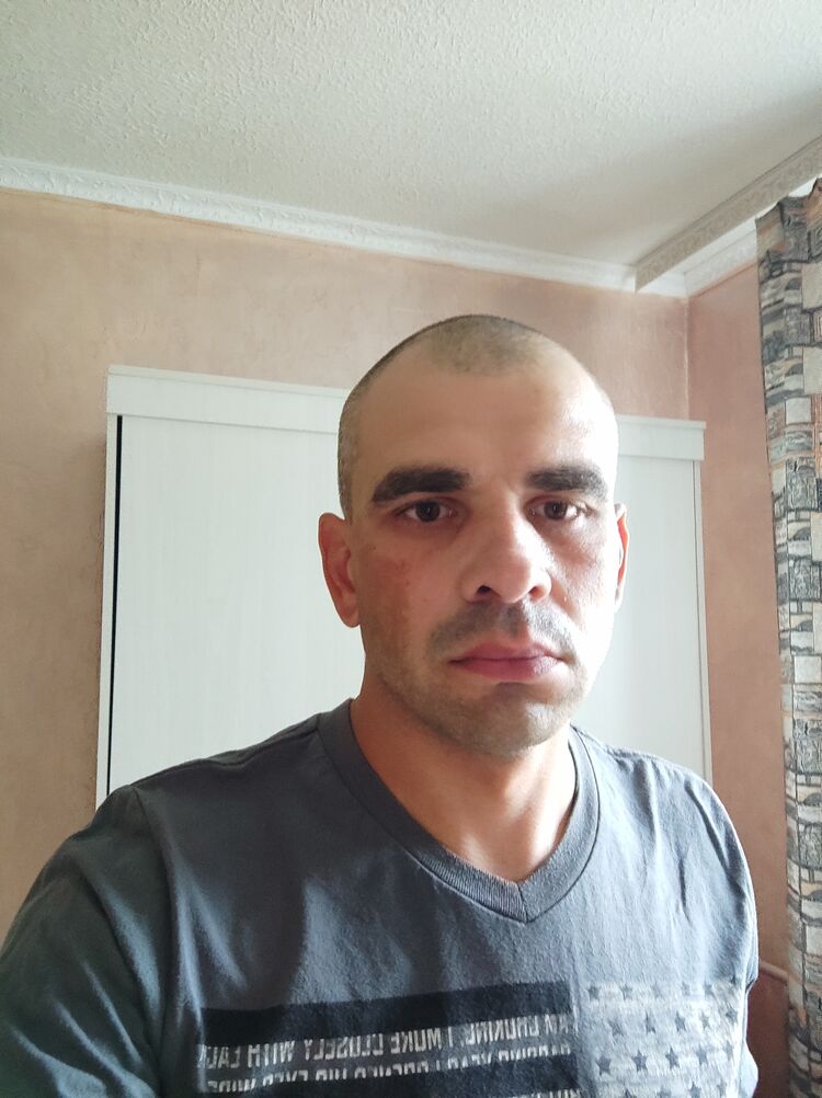  52675941  , 38 ,    -