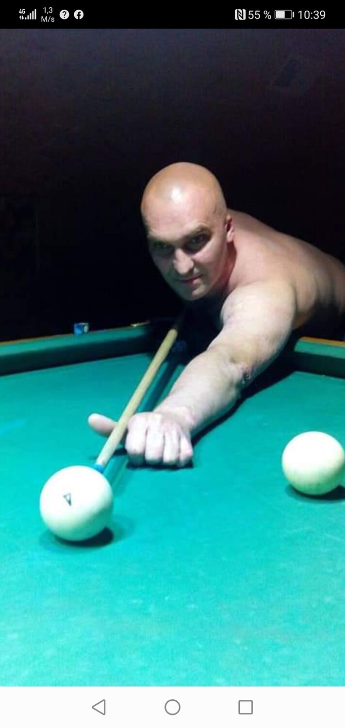  31032831  Alex, 45 ,    