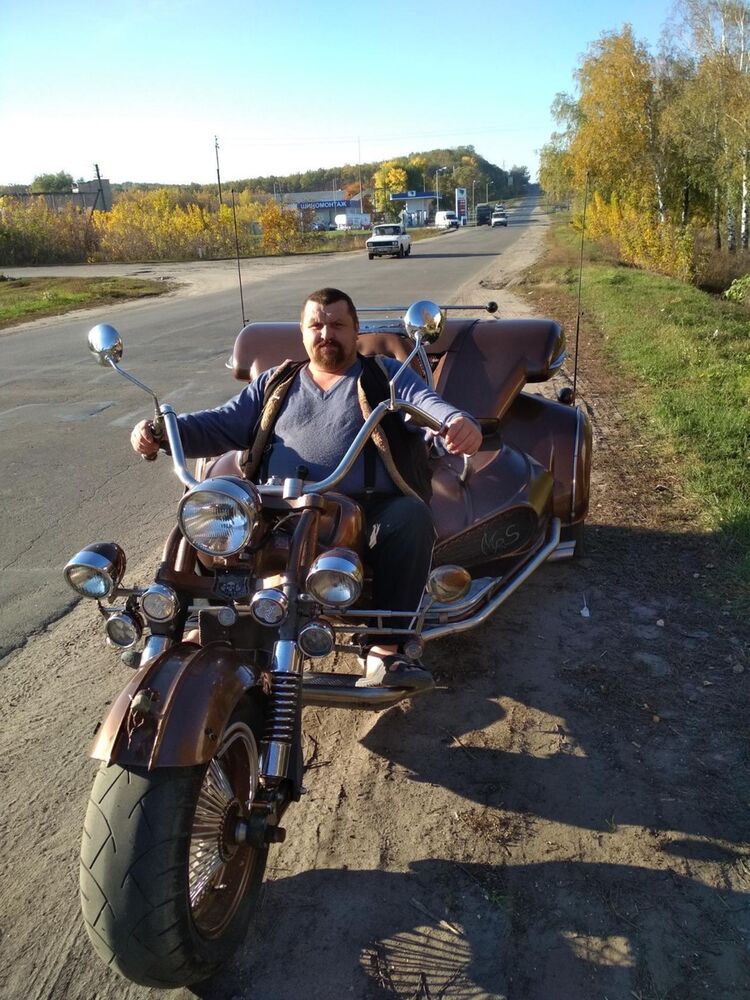  17678221  , 37 ,    