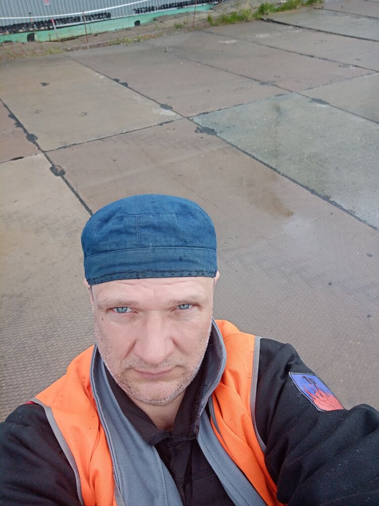  --,   , 46 ,   c 